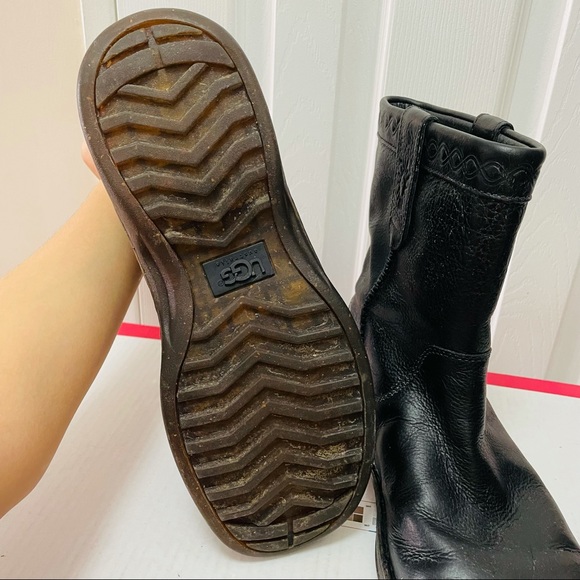 UGG Fine Leather Men Winter Boots - Picture 7 of 9